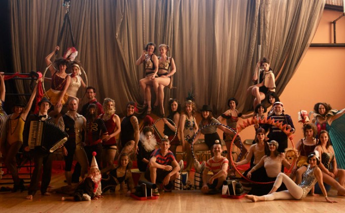 Circus Family circus-group2
